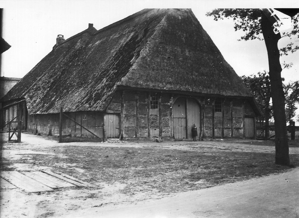 Hof Wahl am Ellerbuschort (früher Dwerhagenstr.) wurde auch der "Hexenhof" genannt