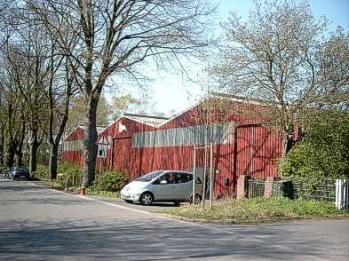 Die Halle und Vereinsheim vor dem großen Brand
