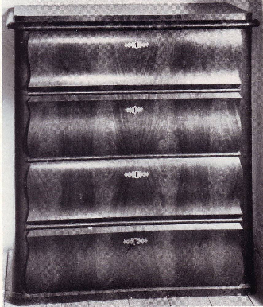 Kommode, um 1840, aus dem Hause Mittelsbüren 30 Niederbüren 3