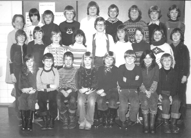 Grambker Schulklasse mit Frl. Hempel ungefähr 1979