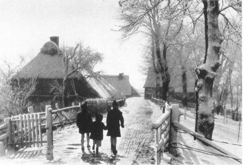 Osterort im Winter am Ortseingang bei Haus 5
