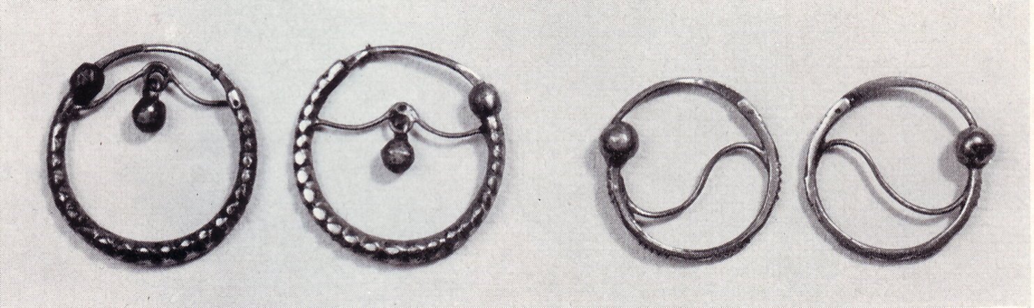 Silberne Ohrringe aus Osterort und Mittelsbüren Mittelsbüren 21 & Niederbüren 8