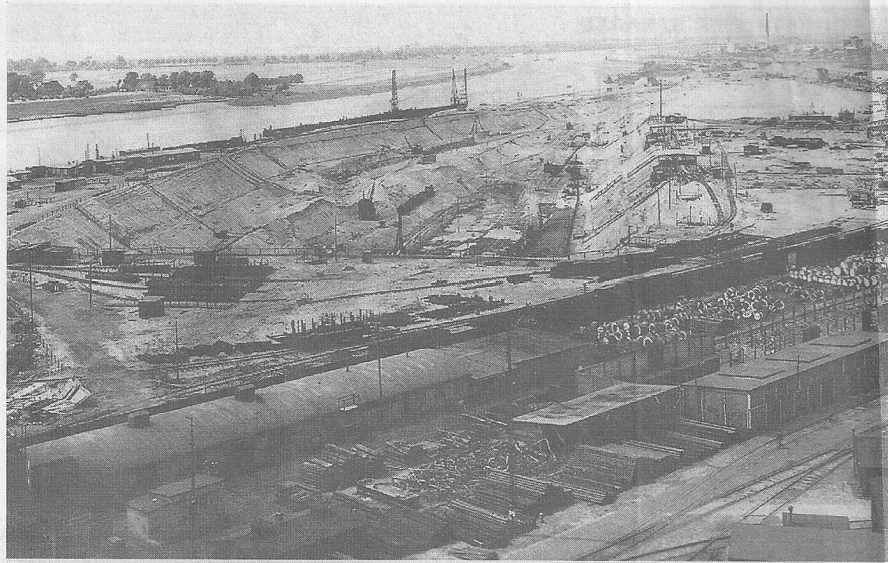 Einsatzort von Zwangsarbeitern: Die Baustelle des Bunkers „Hornisse“. Im Hintergrund des Fotos ist die „Hütte“ zu sehen