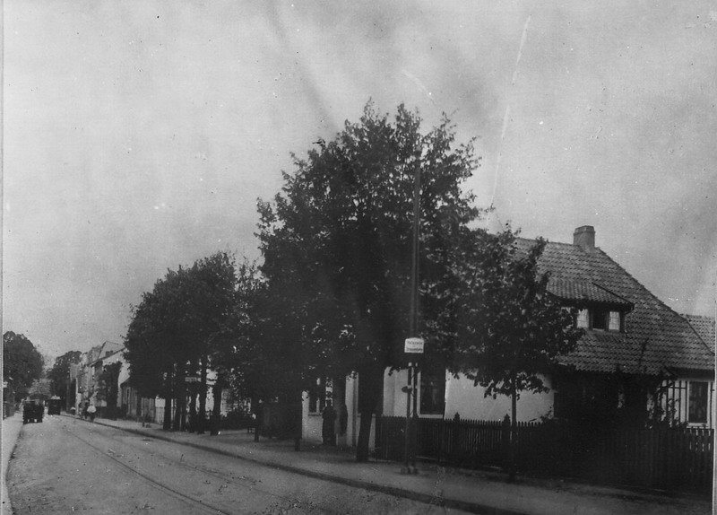 Das Geschäftshaus der Tischlerei Meyer , später Kurzwaren Holtermann , dann Obst & Gemüse Peter Perelaer