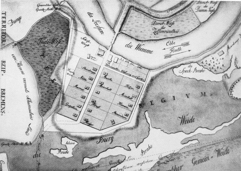 Die Burgschanze aus der schwedischen Zeit wurde 1784 abgetragen. Der "Moorkommissar" Jürgen Christian Findorff zeichnete den Plan für die Neubesiedlung, denn zum Bau der Festung waren 1667 alle Häuser abgerissen worden. Wo einst die Kirche gestanden hatte, erhob sich der Festungswall.