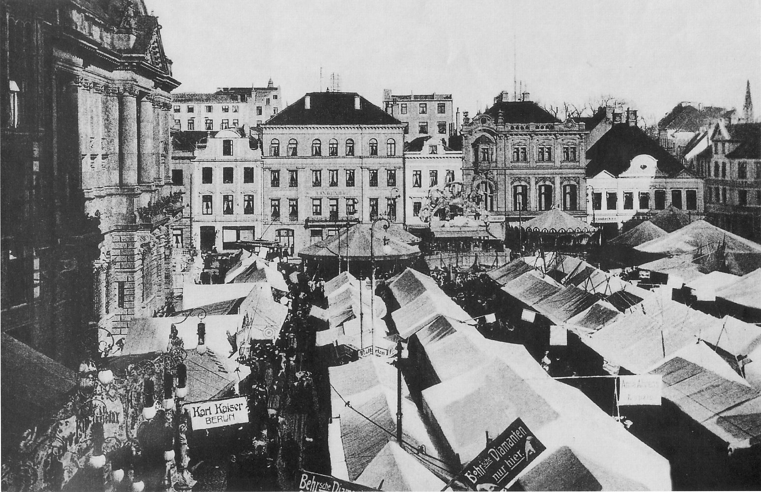 Bremer Freimarkt auf dem Domshof im Jahre 1907